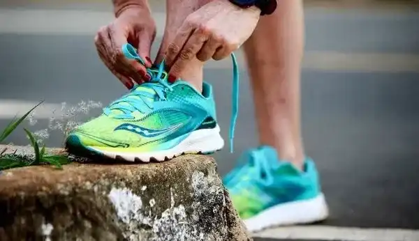 Confira os principais exercícios para evitar dores ao correr