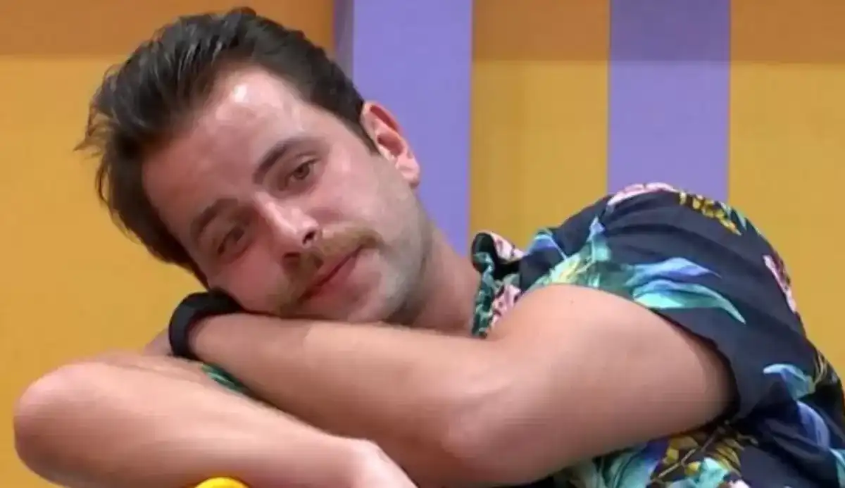 BBB22: Gustavo desabafa com os colegas sobre o fim do relacionamento com Laís