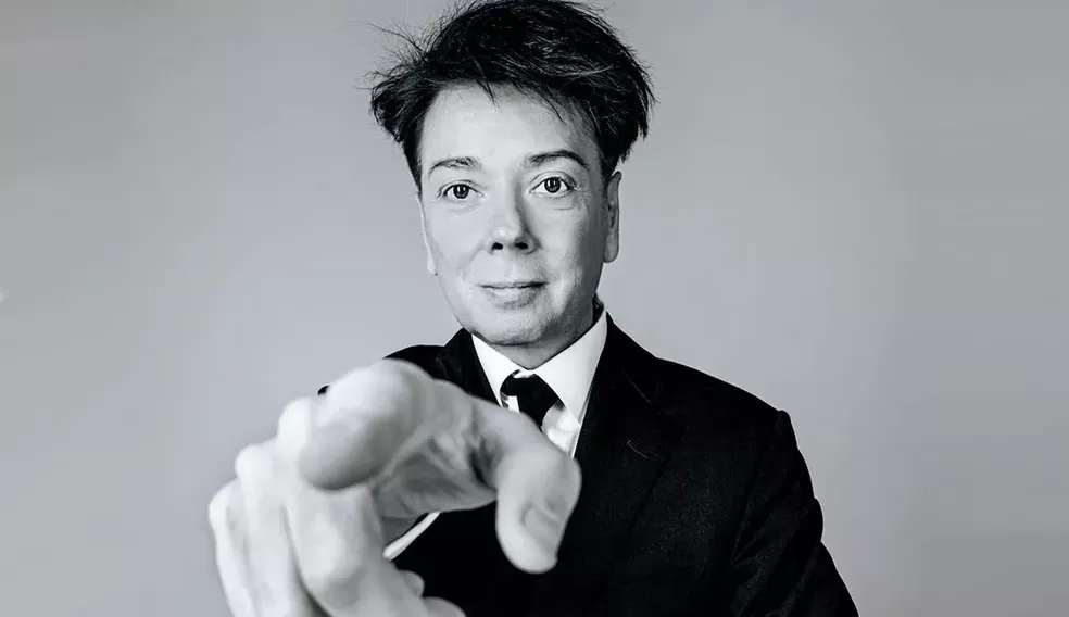 Valentin Yudashkin é banido da Semana de Moda de Paris