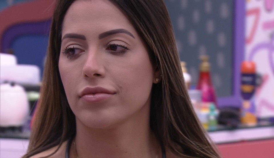 BBB 22: Laís fala sobre término com Gustavo: ‘Não estou bem. Mas acho que ele sente mais do que eu’
