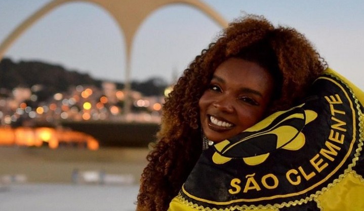 Thelminha é musa da São Clemente no Carnaval 2022