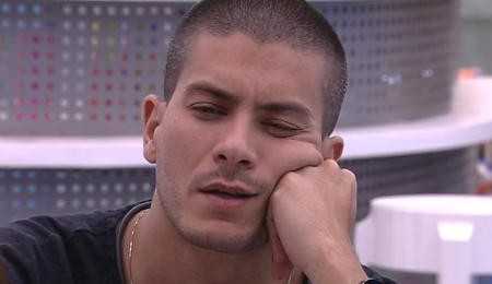 BBB22: Arthur acredita que Jade não foi eliminada: “/Vou esperar até sábado”/