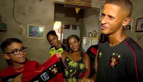 Juba, destaque do Sport constrói casa própria