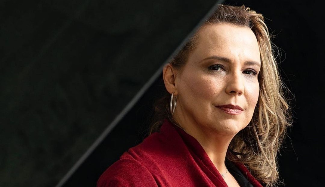 Ana Beatriz faz cirurgia para retirar tumor e está curada do câncer