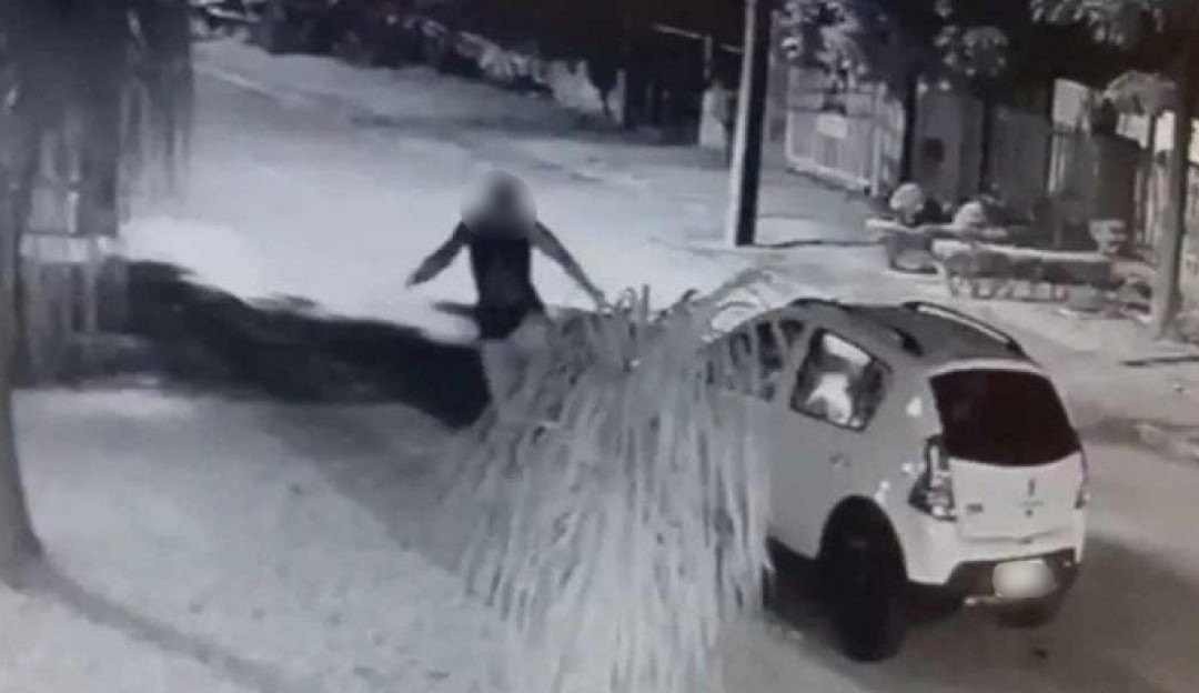 Personal que agrediu sem teto afirma que mulher sofre com problemas psicológicos