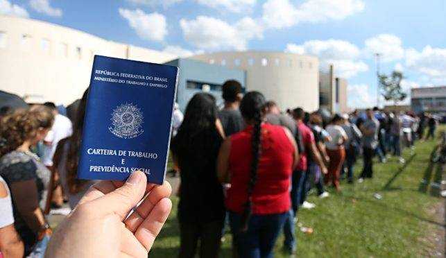 Desemprego: Número de desempregados no Brasil ultrapassa 12 milhões