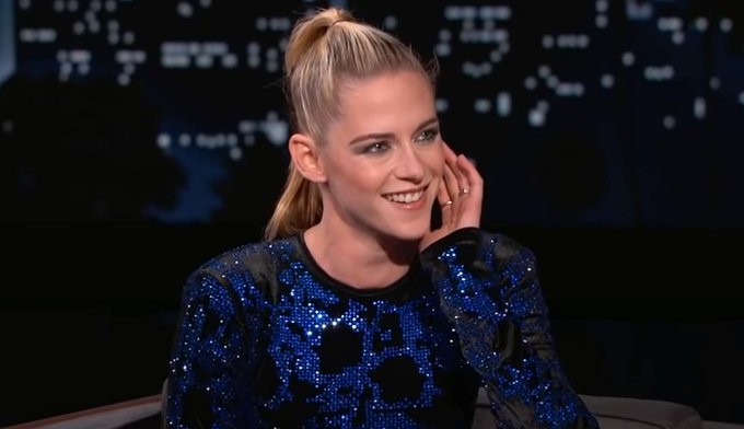 Kristen Stewart fala sobre os preparativos para o seu casamento com a roteirista Dylan Meyer