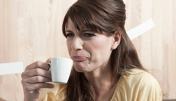 Gosto amargo na boca: o que pode ser?