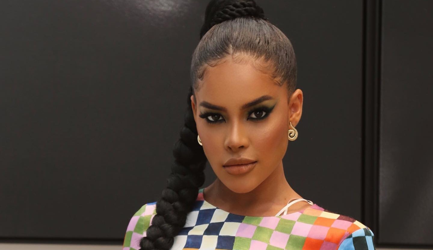 Influenciadora Sthe Matos é internada e descobre sangramento no cérebro