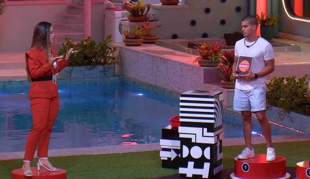 Arthur Aguiar é acusado de gaslighting por postura com Lais