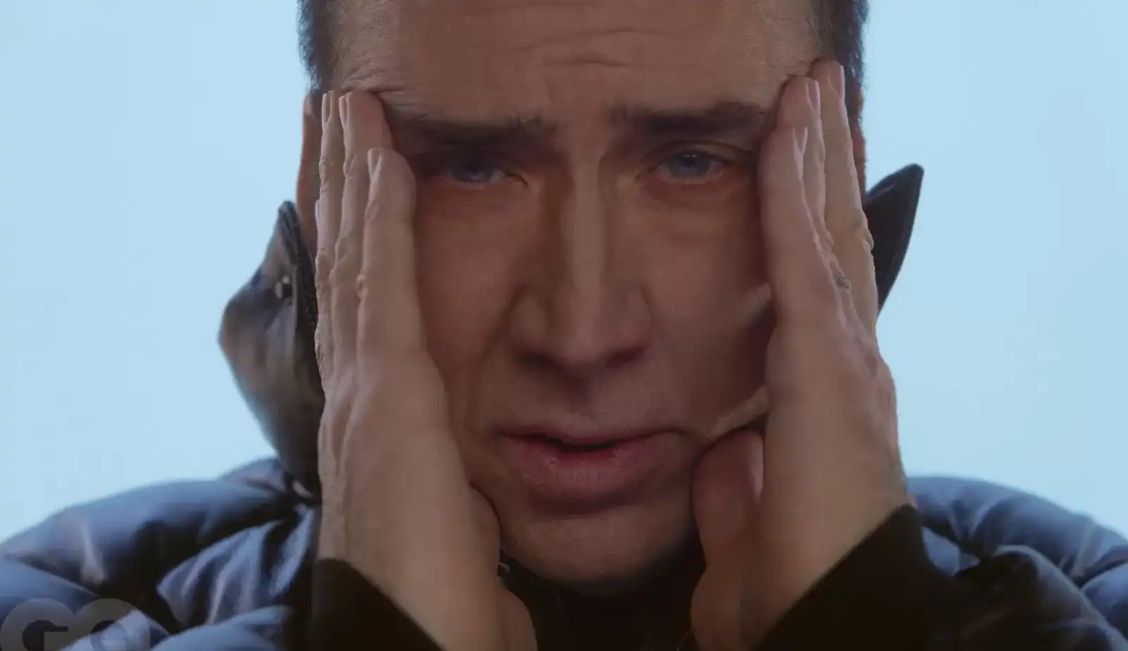 Nicolas Cage abre sua casa e surpreende com animais exóticos
