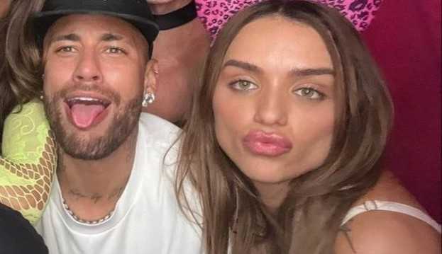 Rafa Kalimann se pronuncia após boatos que ela e Neymar ficaram