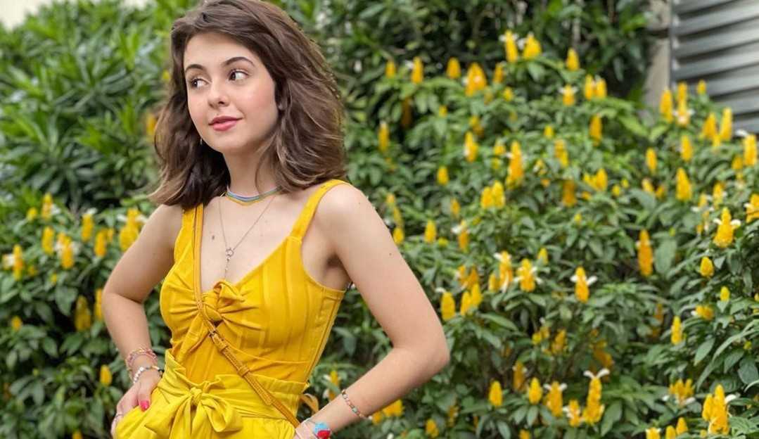 Klara Castanho diz que não gosta de expor seus namoros