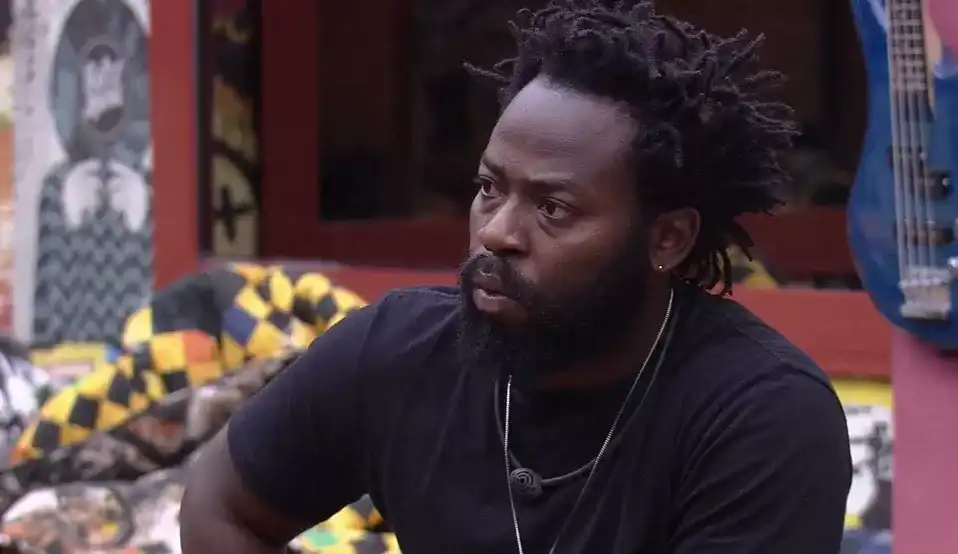 BBB22: Douglas Silva discute com Arthur Aguiar