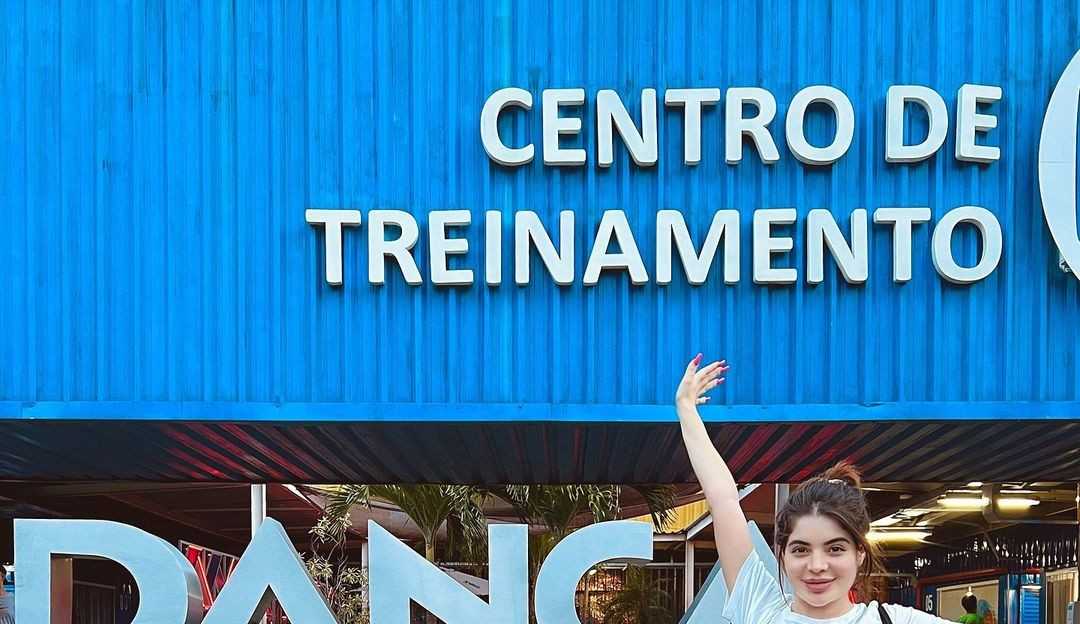 Gkay mostra hematomas do treino para o novo Dança dos Famosos