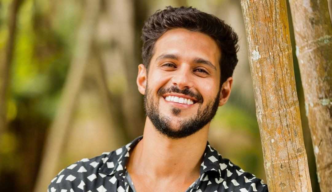 Ex-BBB Rodrigo Mussi sofre acidente em SP