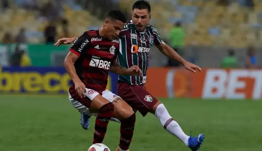 Fluminense e Flamengo decidem o título do Campeonato Carioca no Maracanã