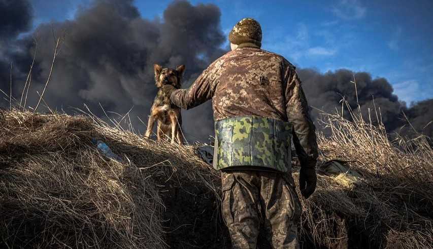 Rússia retira tropas de Kiev e região