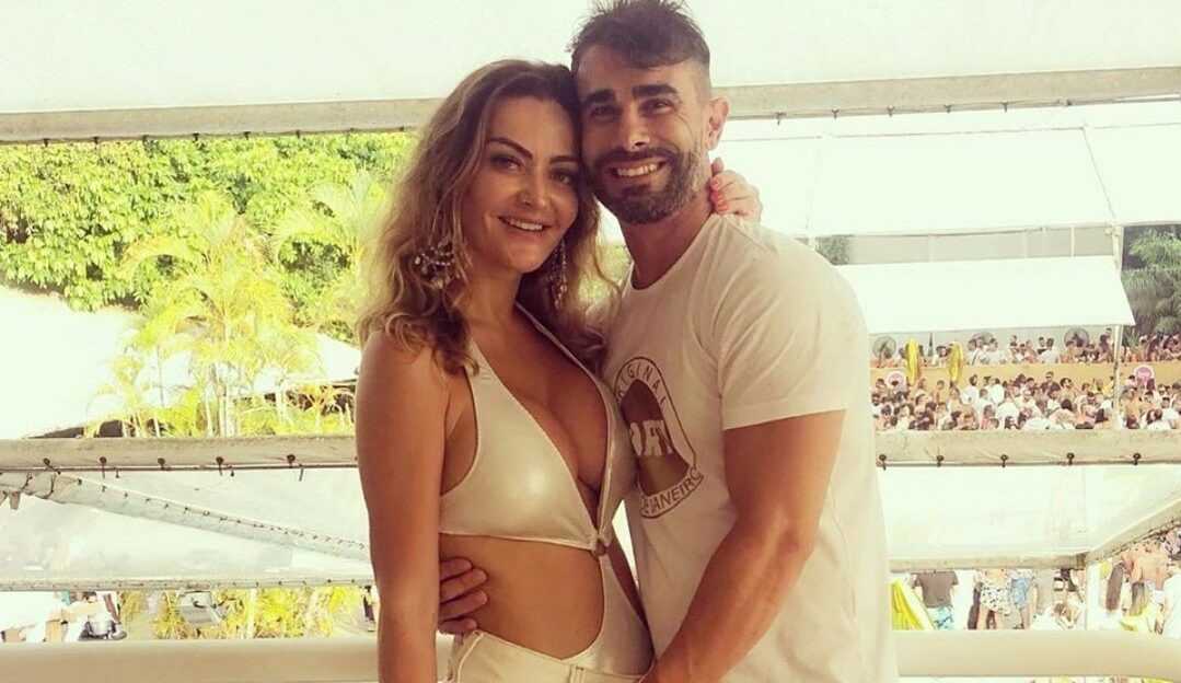 Laura Keller anuncia término com Jorge Sousa