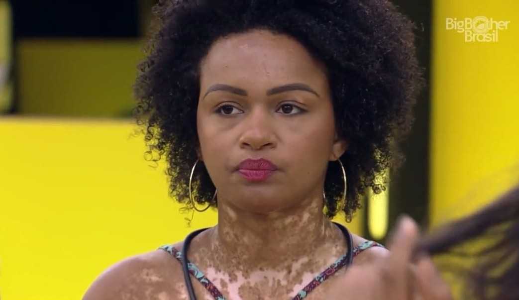 BBB22: Natália especula sobre próxima formação de paredão: “/Eu e Lina”/
