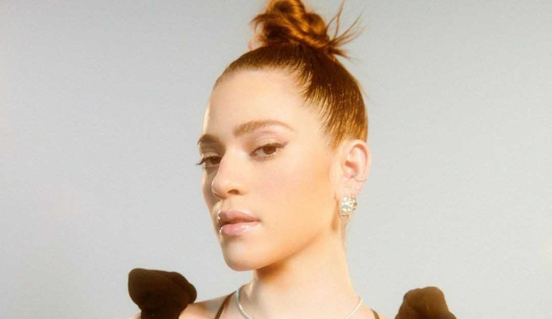 Ana Clara fala sobre vida amorosa em entrevista