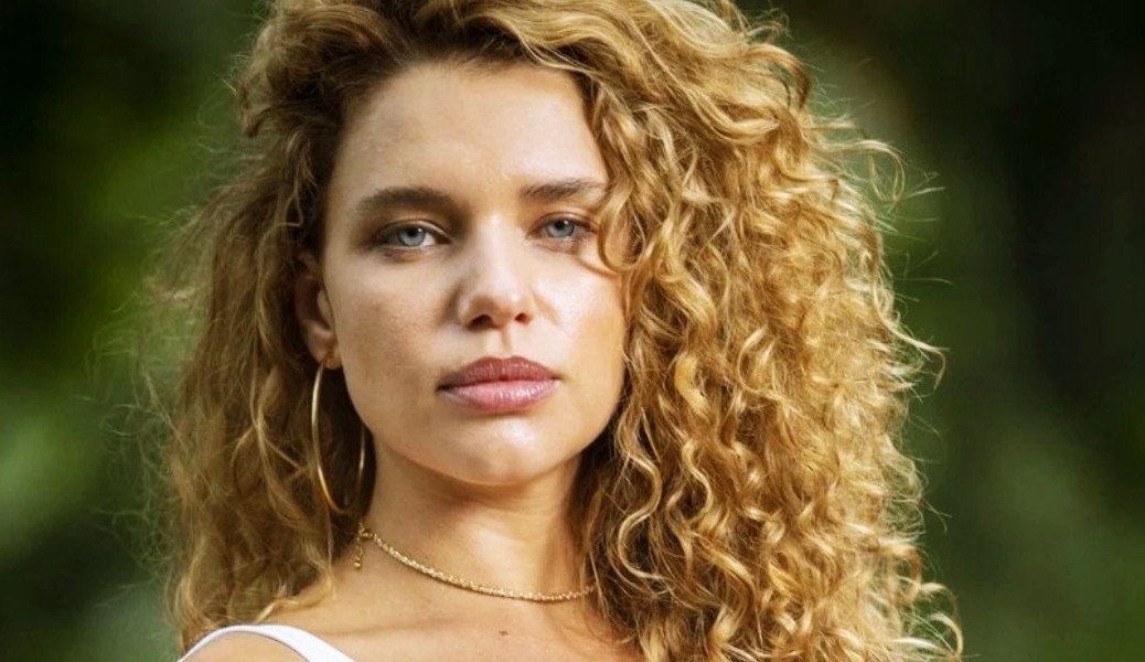 Bruna Linzmeyer revela empecilhos na carreira por orientação sexual: “Trabalhos foram diminuindo”