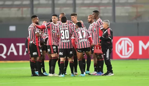Com pênalti no final, São Paulo estreia com vitória na Sul-Americana