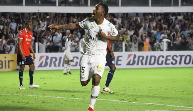 Santos faz gol no fim e vence a primeira partida na Copa Sul-Americana
