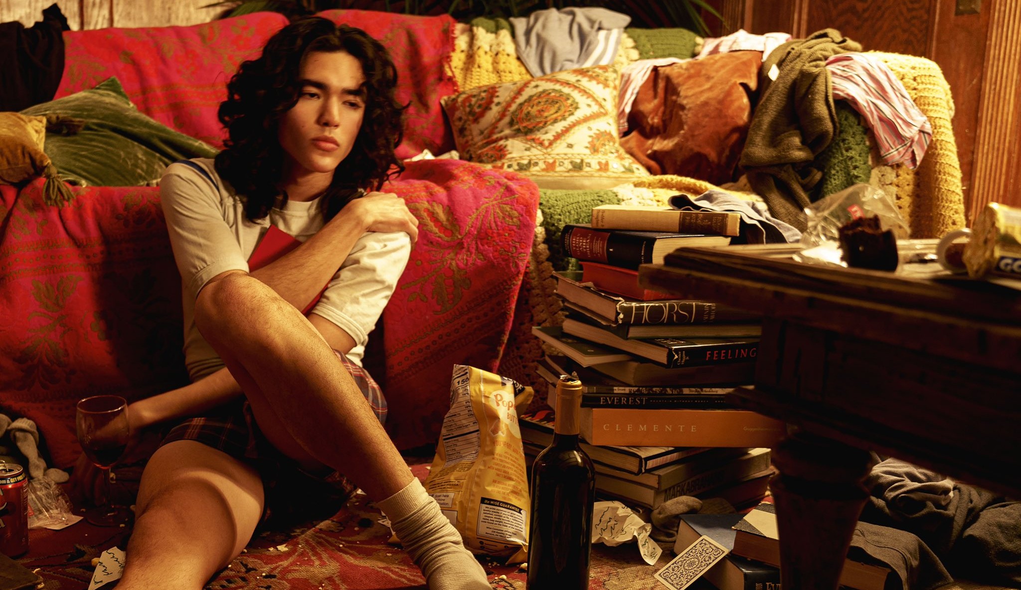 ‘Memories’: Conan Gray lança o lead-single de ‘Superache’