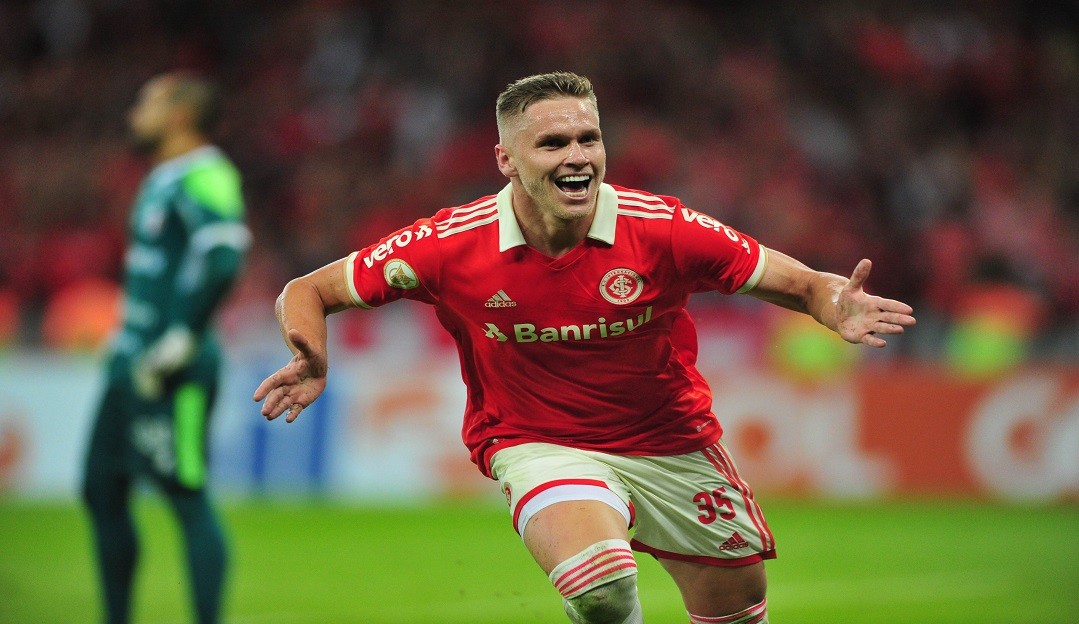 Internacional vence Fortaleza em última partida de D”Alessandro