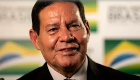 Vice-presidente ri sobre investigação de tortura durante ditadura: “Apurar o quê? Vai trazer os caras do túmulo de volta?”