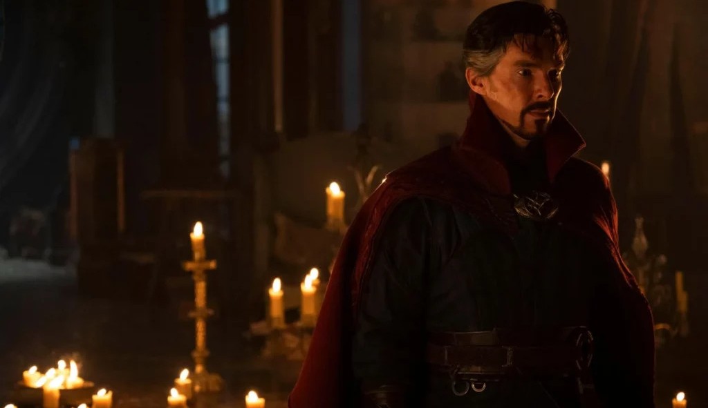 Marvel lança novo comercial de Doutor Estranho no Multiverso da Loucura