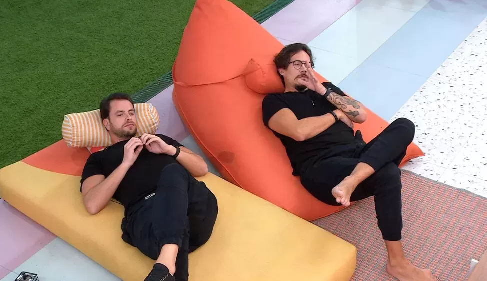 BBB22: Eliezer e Gustavo falam sobre paredão