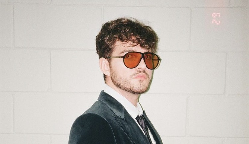 Assessoria de Jão nega que ele irá participar do BBB21 e afirma que o cantor tem um novo projeto