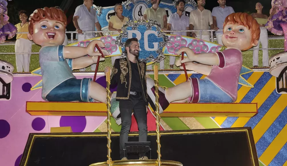 Thales Bretas é destaque em carro dedicado a Gael e Romeu