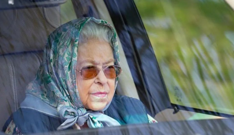 Por pouco! Em seu aniversário, carro de Rainha Elizabeth II quase sofre colisão frontal