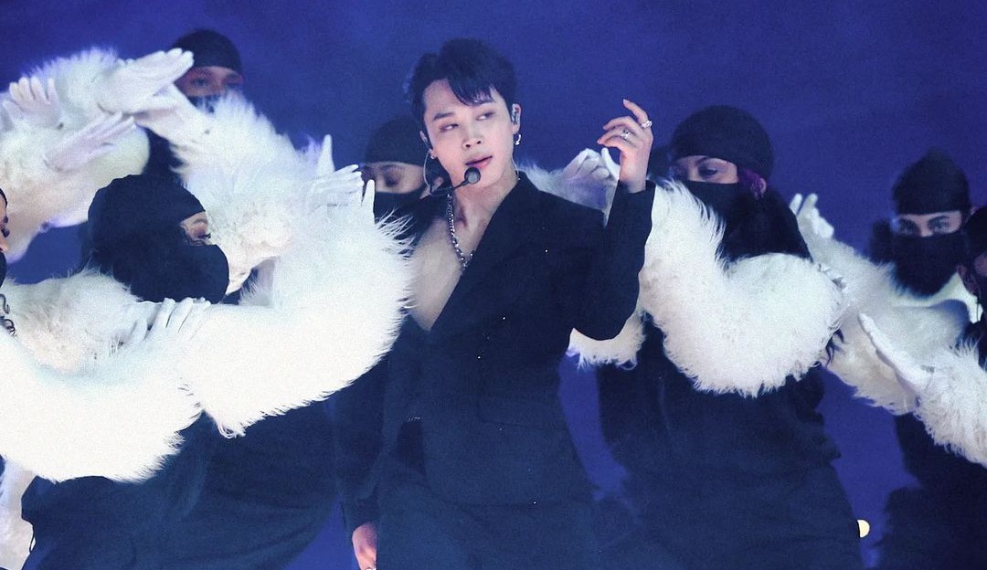 Jimin, do grupo BTS, lança OST “With You” para dorama “Our Blues” e quebra recordes