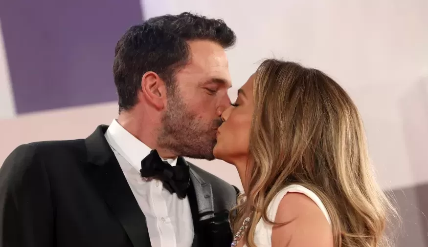 Acordo pré-nupcial de Ben Affleck e Jennifer Lopez contém cláusula sobre sexo