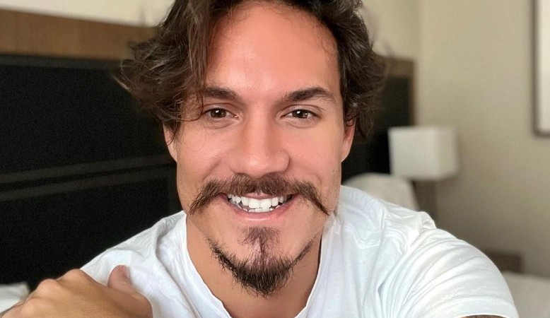 BBB22: Eliezer fica chocado ao descobrir que tem fãs