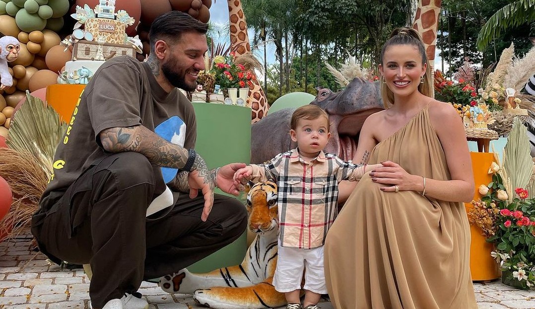 Lorena Carvalho responde pergunta de seguidora sobre casamento com Lucas Lucco