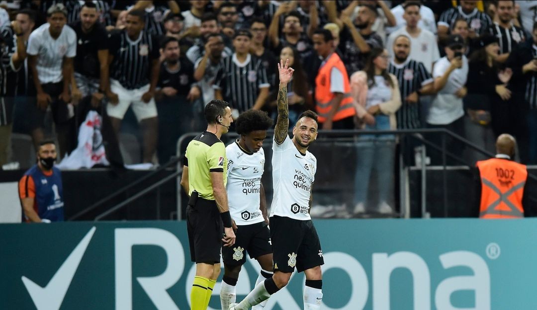 Com dois gols de Maycon, Corinthians conquista sua segunda vitória na Libertadores 2022