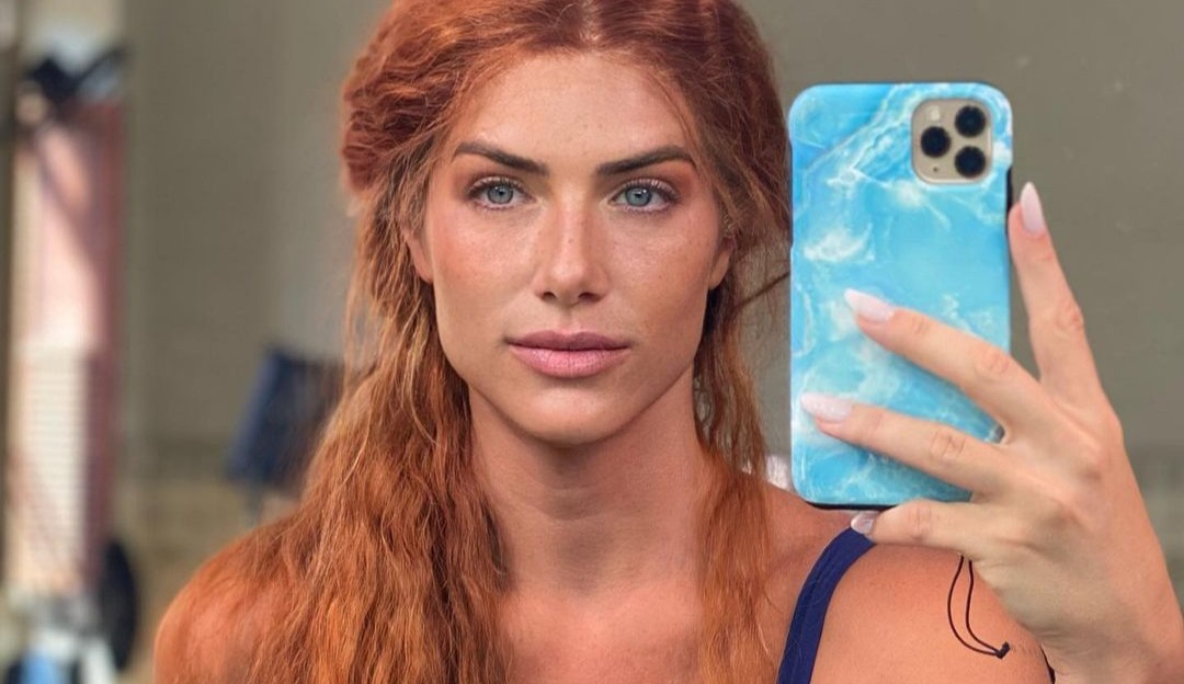 Giovana Ewbank muda de visual, deixa loiro e aparece ruiva