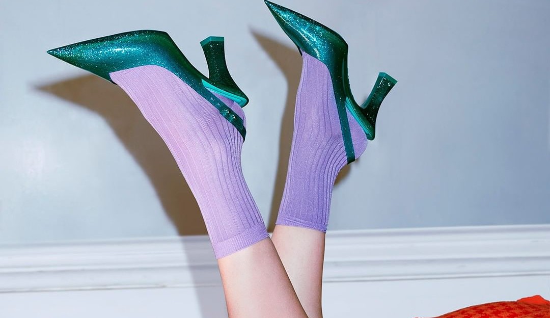 Collab entre Melissa e Larroudé traz “sapato da Cinderela” de plástico