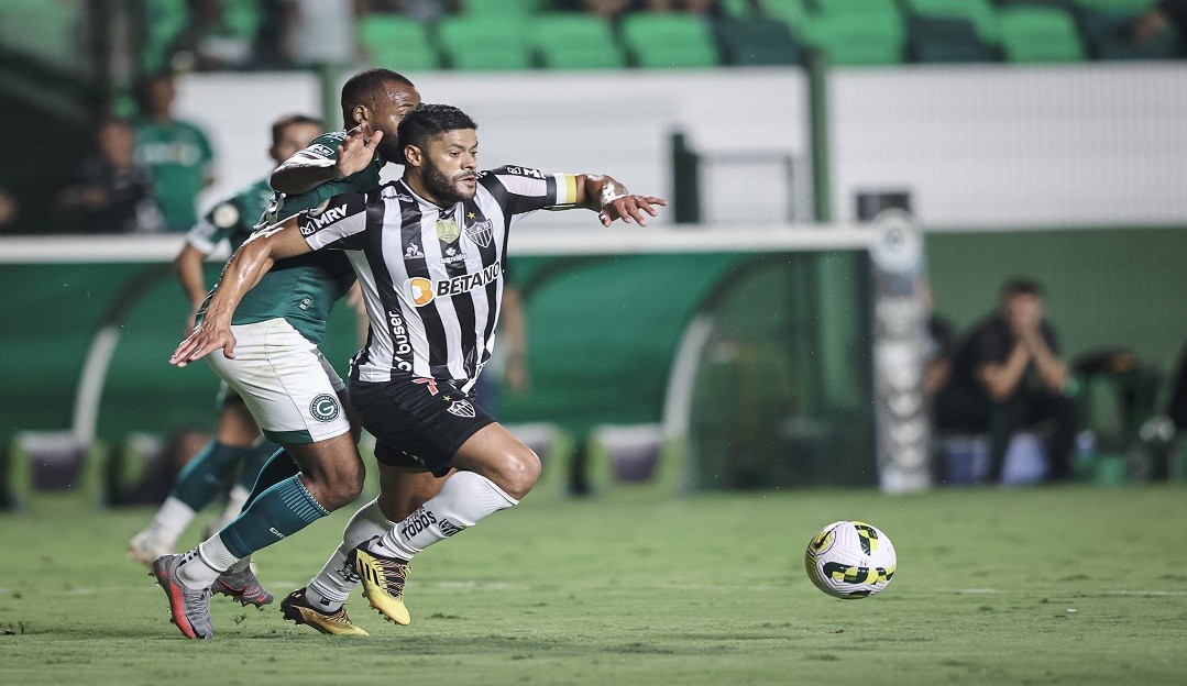 Goiás declara que após empate com Atlético-MG, Hulk quebrou porta de vestiário
