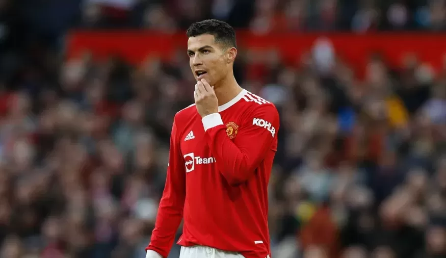 Técnico do Manchester United Ralf Rangnick, diz que Cristiano Ronaldo deve permanecer no clube para a próxima temporada