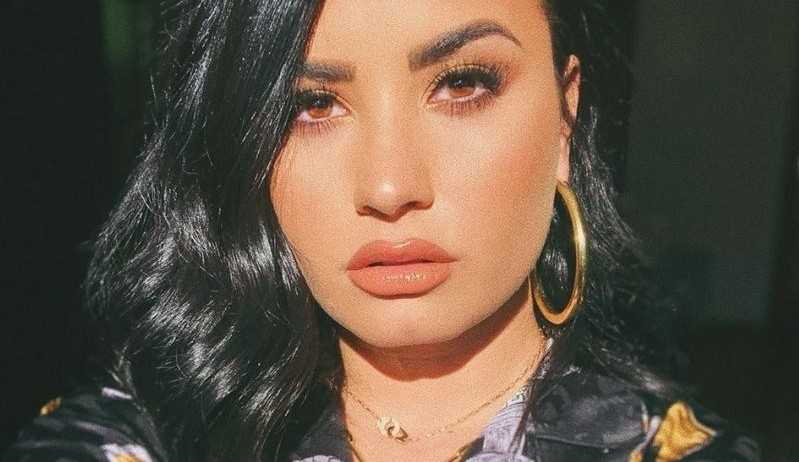 Demi Lovato lança documentário sobre saúde mental e overdose no YouTube
