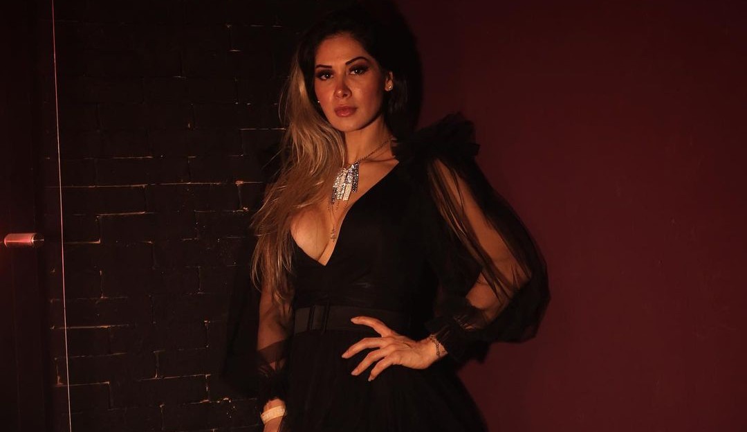 Maíra Cardi posta texto sobre Arthur Aguiar e o relacionamento dos dois