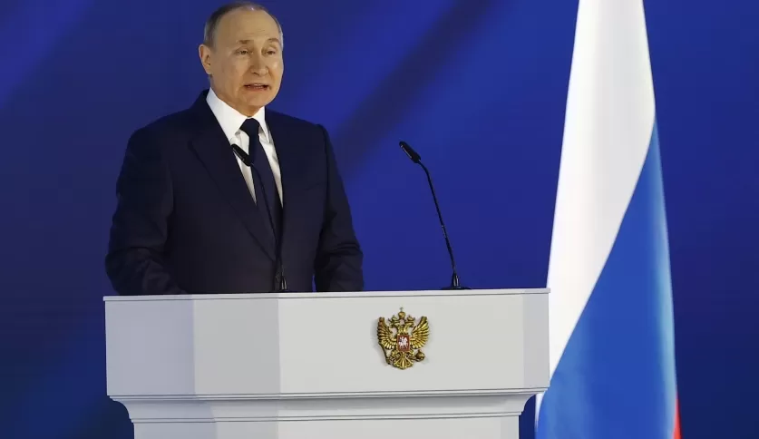 Popularidade de Putin se mantem inabalável