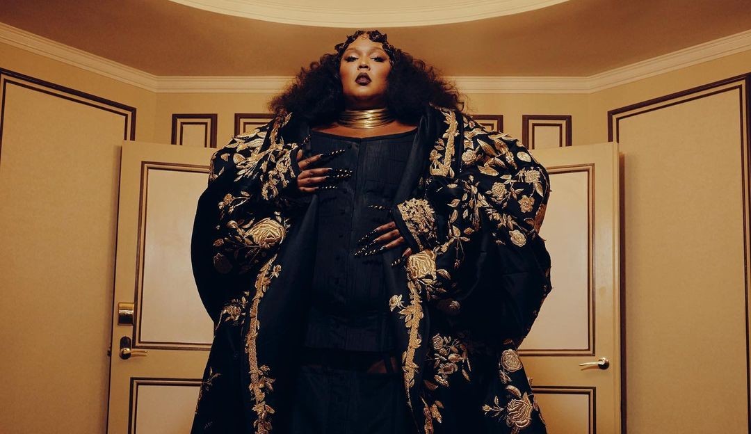 Cantora Lizzo faz sucesso com a música ‘About Damn Time’, confira