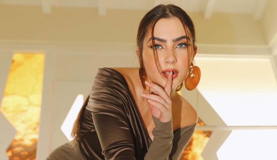 Jade Picon surge com hematomas no pescoço